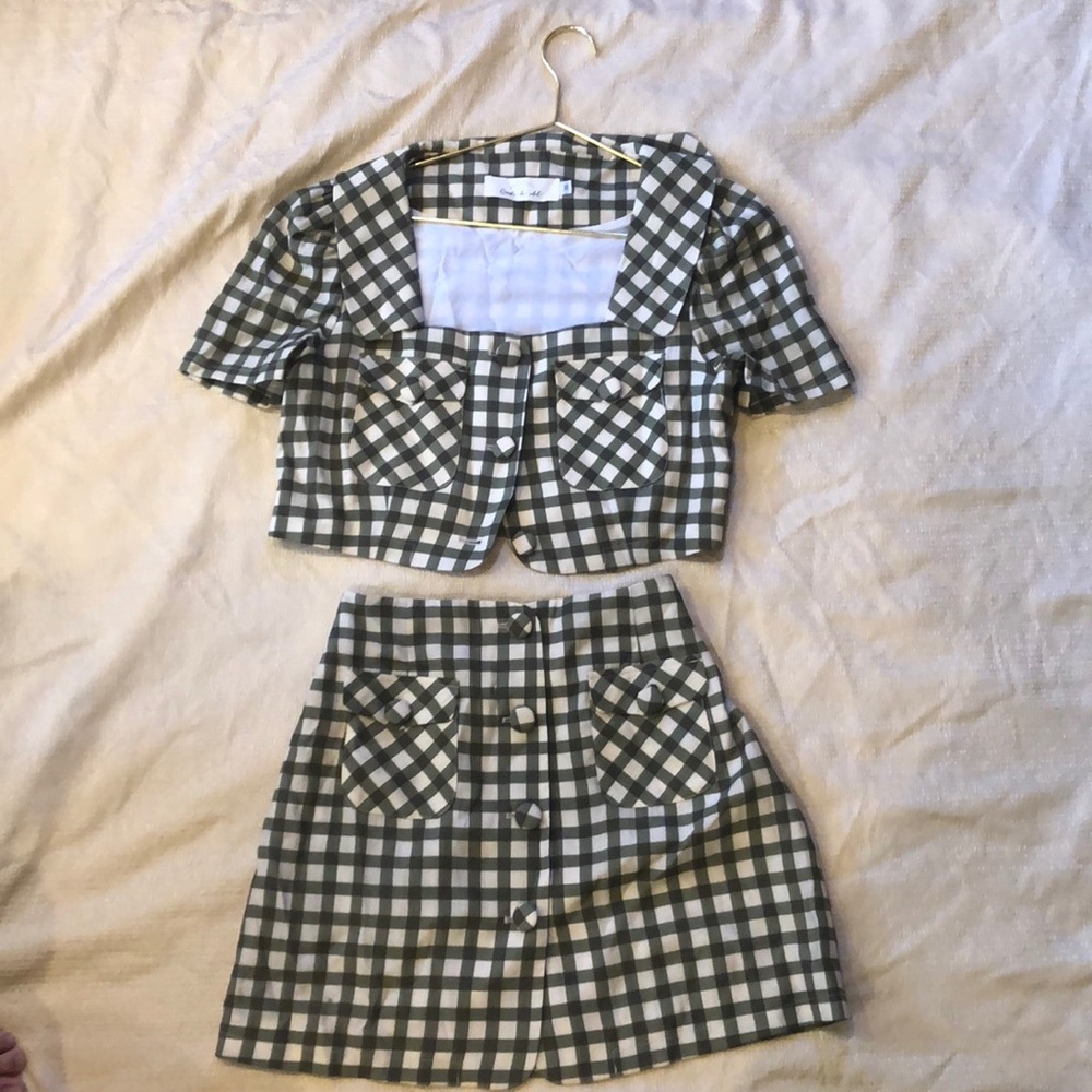 Suit set